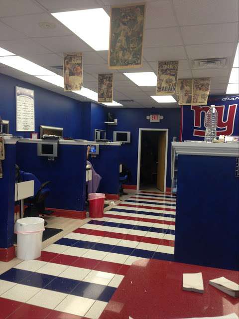Jobs in New York's Finest Barber Shop - reviews